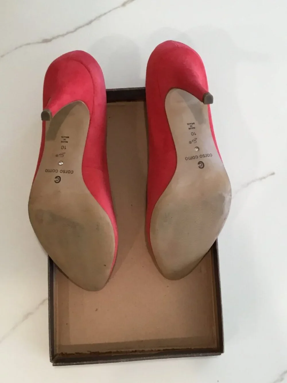 ✨ Corso Como Scarlet Red Suede Heels Sz 10 ✨ - Picture 2 of 12
